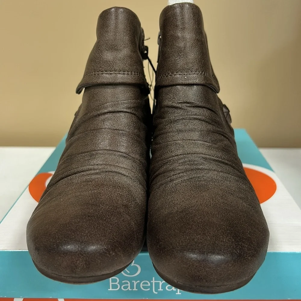 BareTraps Brown Ankle Booties with Ruched Design NEW. 8M - Picture 6 of 16